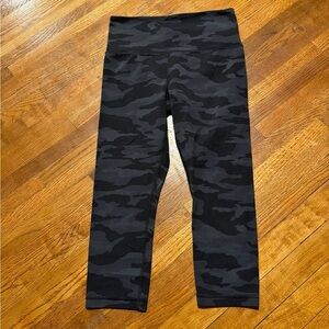 Athleta elation capri